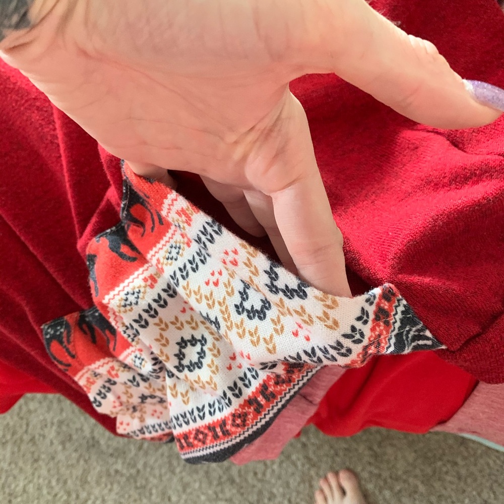 Sweater - Picture 4 of 6